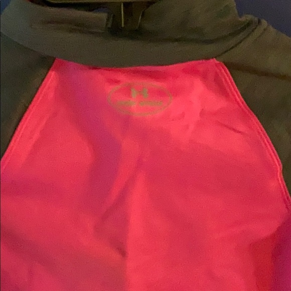 Under armor cold gear IR mock - Picture 6 of 6